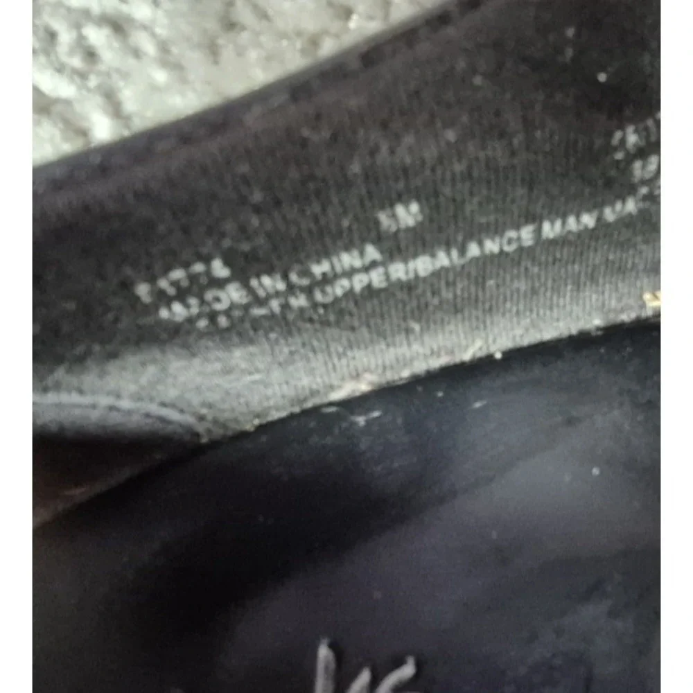 Clark's Bendables Womens Size 8 Black Leather Heeled Slip On Casual Dress Shoe - Picture 10 of 12